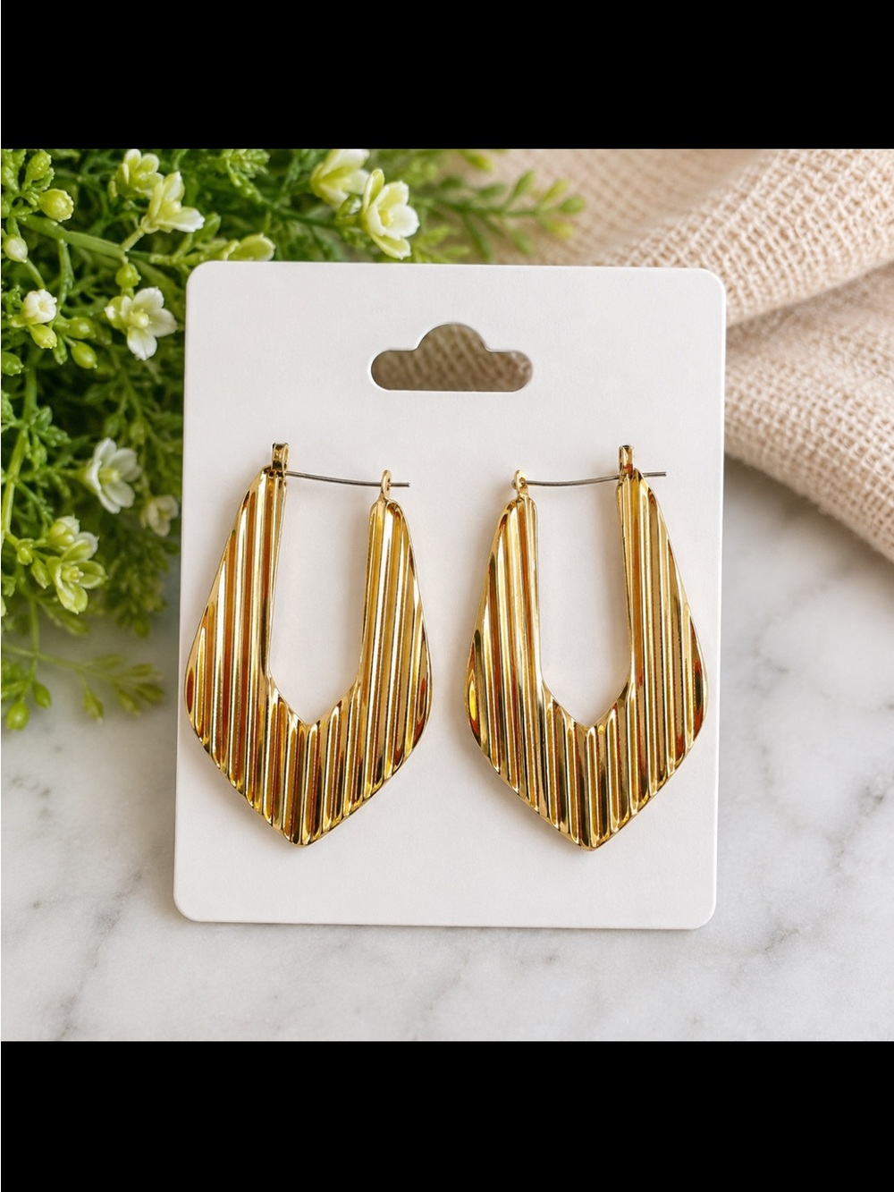 Gold Tone Ribbed Geometric Open Hoop Statement Earrings